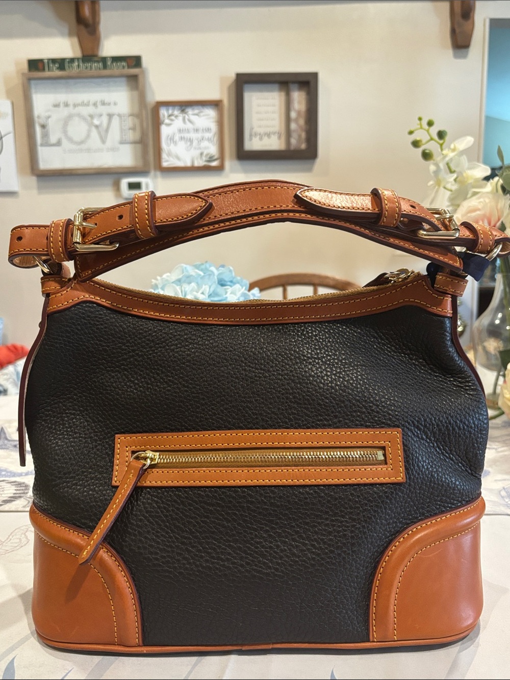 Dooney & Bourke Pebble Grain Leather Hobo Shoulder Handbag - Picture 2 of 12